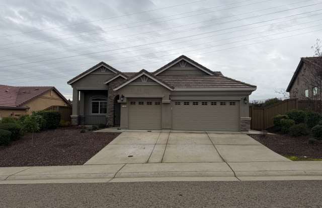 Folsom Executive 4 Bedroom 2 Bathroom 2043 Sqft. Home For Rent - 2109 Buljan Court, Folsom, CA 95630