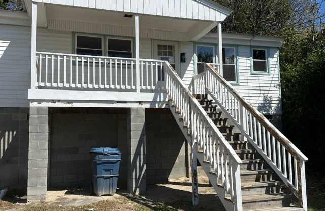 Renovated 3 Bed 1 Bath House photos photos