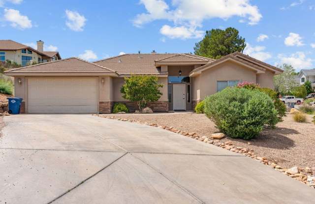 Beautiful 4 Bedroom Single-Level Home photos photos