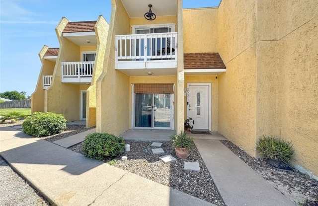 4141 Whiteley Drive unit: 203 photos photos
