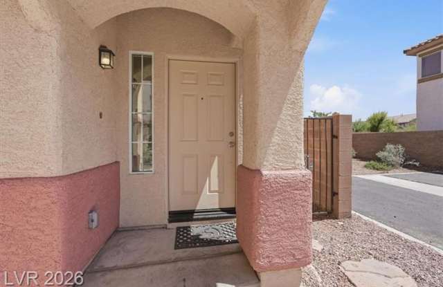 Inviting 3-Bedroom Home with Oversized Loft in Gated Southwest Community Gallery 4