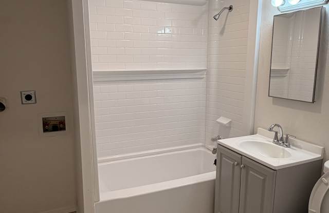54045 Pine Crest Ave photos photos