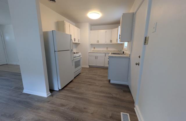3 bedroom available for immediate move in! photos photos