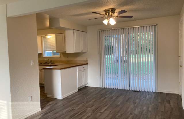 3804 S Cascade St - 3804 South Cascade Street, Kennewick, WA 99337