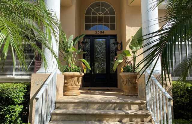 2304 FAIRWAY ESTATES COURT Gallery 4