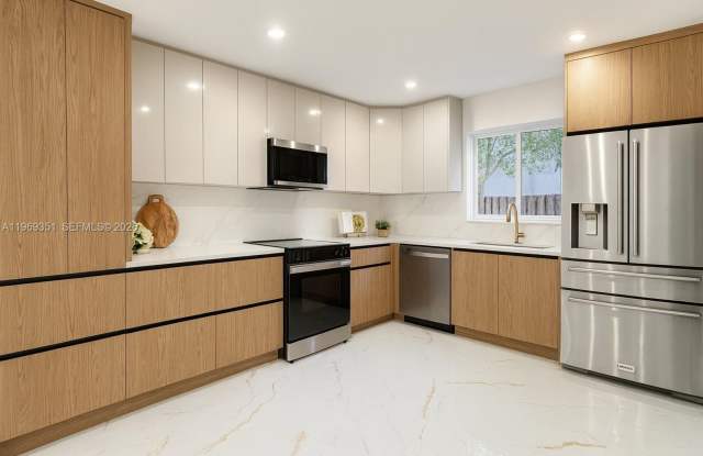 3801 NE 16th Terrace, Oakland Park, FL 33334 Gallery 4