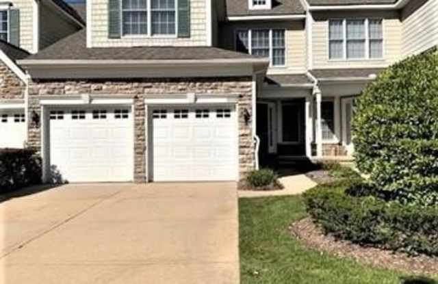 49996 BLACKBERRY TRAIL - 49996 Blackberry Tr, Novi, MI 48374