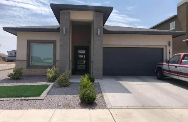 STYLISH EASTSIDE HOME - 14912 Tim Hardaway, El Paso, TX 79938