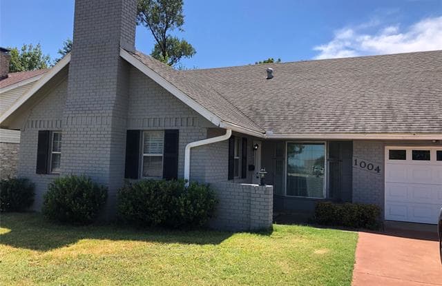 1004 W Northgate Drive - 1004 West Northgate Drive, Irving, TX 75062