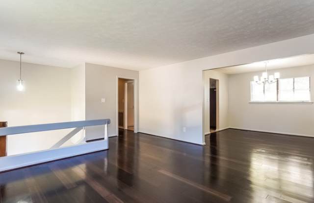 5354 Dixieland Road Gallery 4