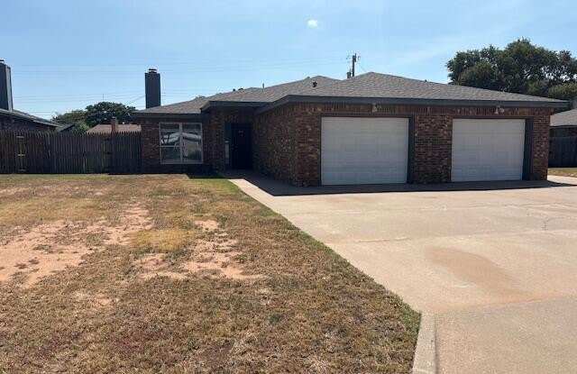 1304 Ave F - 1304 Avenue F, Shallowater, TX 79363