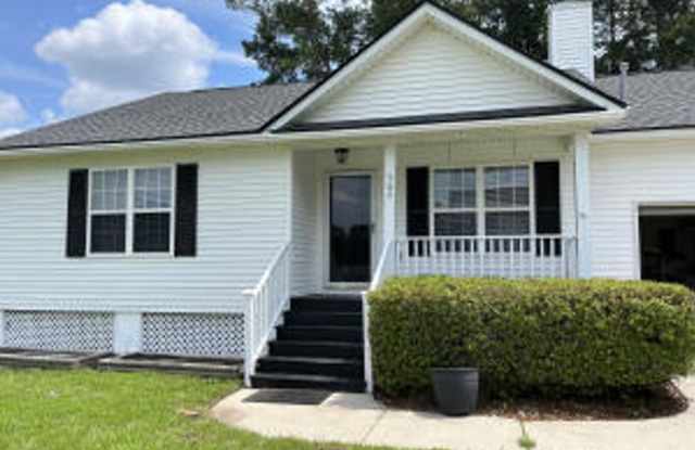 3Br 2Ba Close to Downtown Summerville photos photos