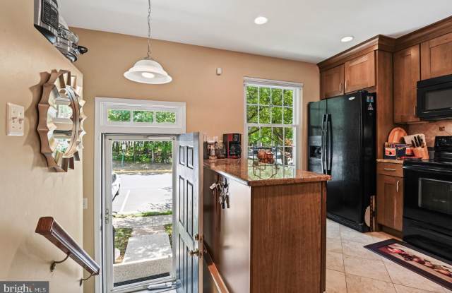 6586 SKYLEMAR Trail Gallery 3