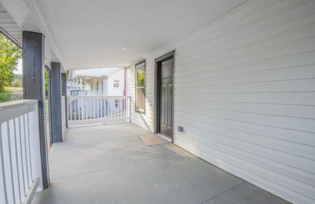 4112 Edington Road Gallery 2