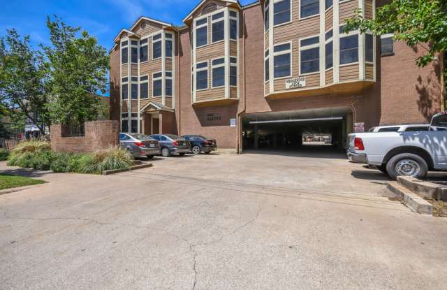 2802 Nueces St Apt 312 Gallery 2