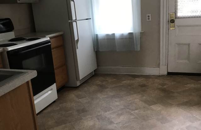 8 Bradley Street - 8-1 Gallery 2