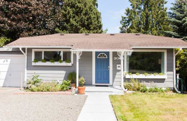 Available 10/11 – West Seattle Gem with Private Backyard Retreat photos photos