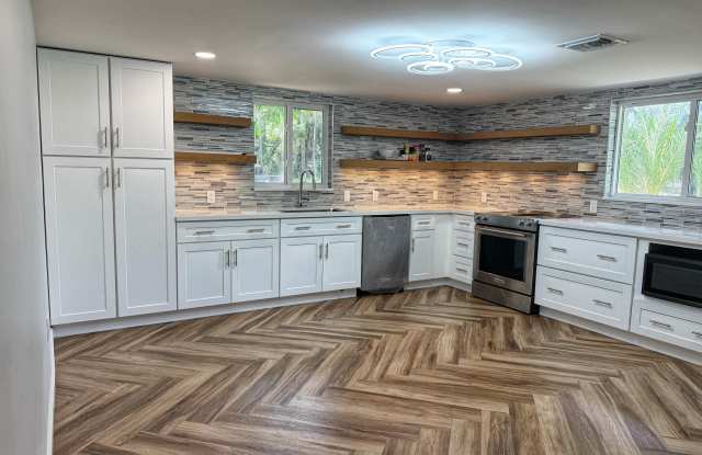 8628 Pioneer Road Gallery 1