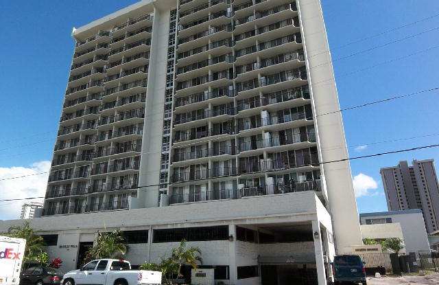 2121 Algaroba Street photos photos