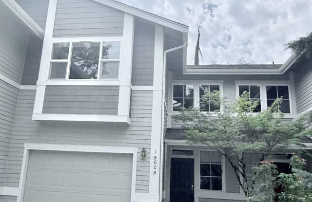 Style and Comfort in the Heart of Redmond photos photos Style and Comfort in the Heart of Redmond photos photos