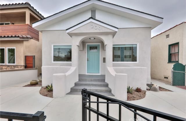 209 Pomona Avenue - 209 Pomona Avenue, Long Beach, CA 90803