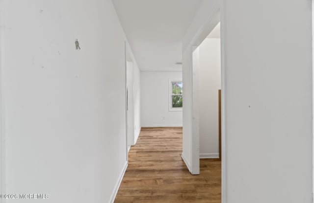 1 Madestone Lane Gallery 4