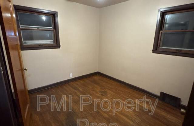 3018 West Eggert Place photos photos