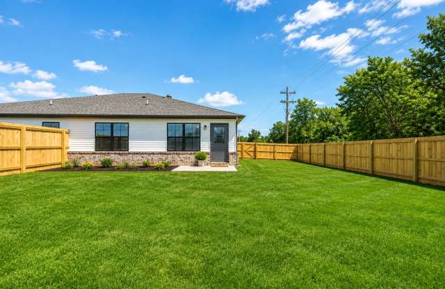 Woodward Park For Lease | 2 • 3 • 4 Bed • 2 Bath • Attached Garage Gallery 3