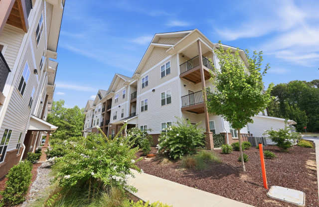 Pine Reserve Apartments Gallery 3