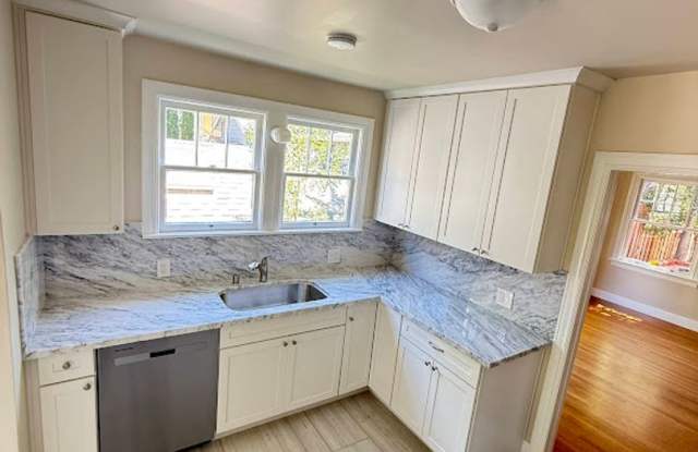 Charming  Burlingame Residence for Lease – 1808 Sanchez Avenue photos photos
