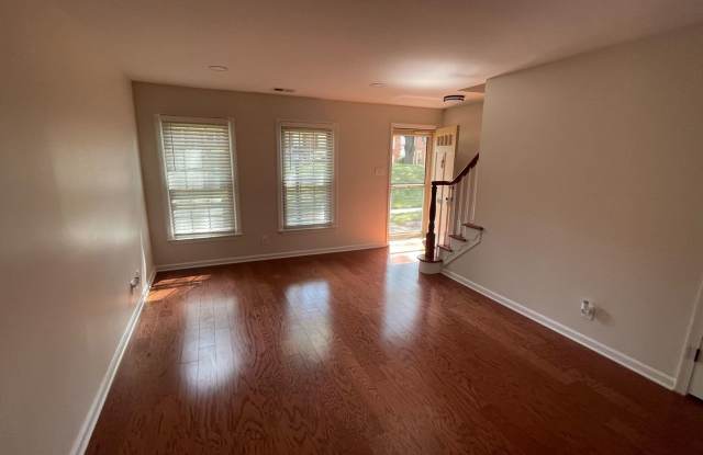 Georgetown of Phila spacious 2 Bedroom 1.5 bath Townhome $2,000/month Gallery 3