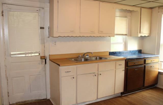 1925 Craley Rd, Apt A, Windsor, PA 17366 Gallery 2