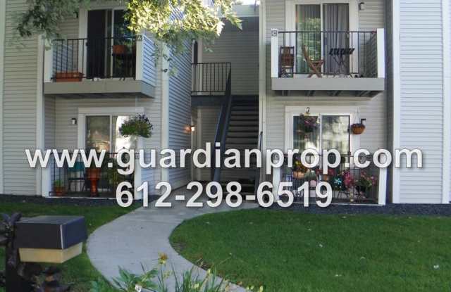 2nd Floor Condo for September, Balcony, Fireplace, 2 Bath, Garage, Pool  Tennis Courts photos photos