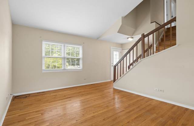 2013 Vanderbilt Court Gallery 3