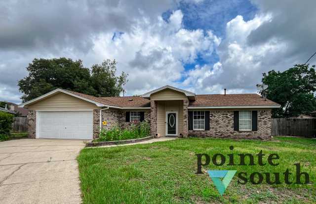 1304 Pine Hill Cir photos photos