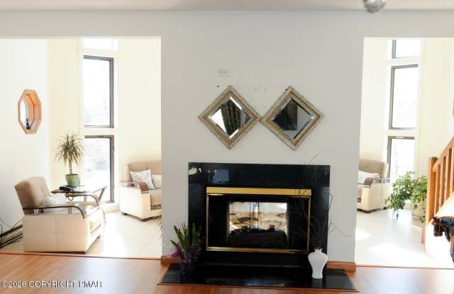 3105 Red Fox Lane Gallery 3