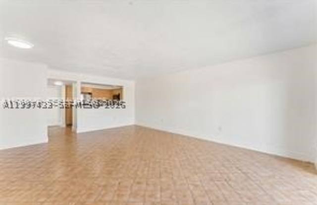 8460 SW 154th Cir Ct Gallery 4