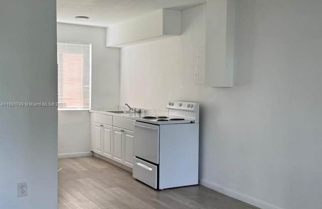 680 NE 88th Ter photos photos