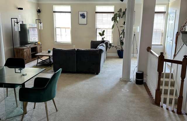 1325 CHESWICK LANE photos photos