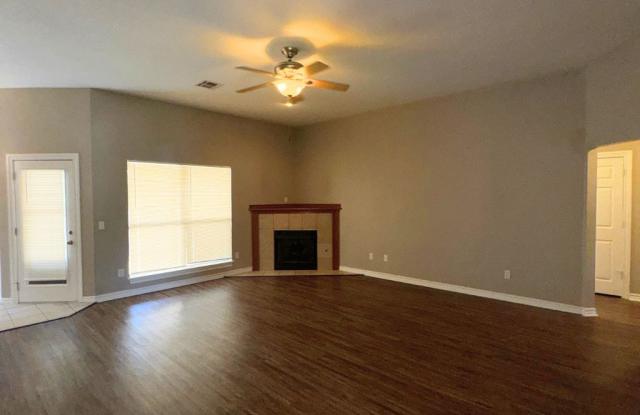 5328 Republic Dr Gallery 4