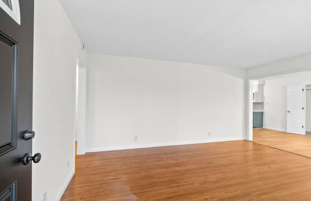 3 Bedroom 2 Bath Home For Rent in St B Area! Gallery 4