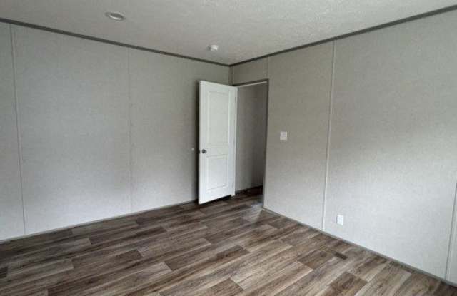 11 N Back Court Gallery 4