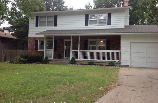 2807 Illinois Lane - 2807 Illinois Lane, Manhattan, KS 66502