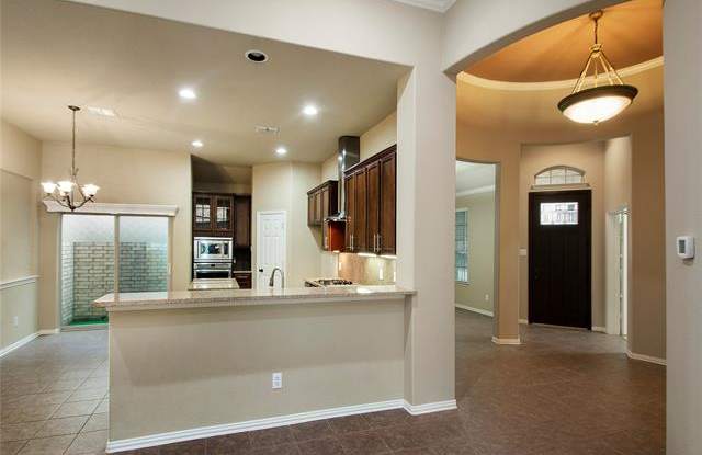 5832 Hidden Creek Lane Gallery 3
