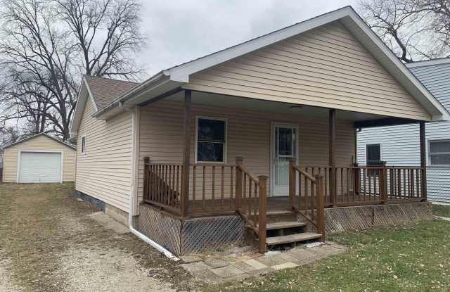 803 E LONDON Avenue - 803 East London Avenue, Peoria Heights, IL 61616