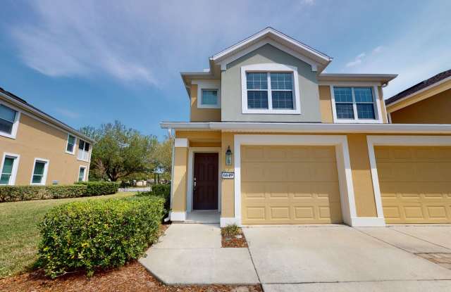 Spacious 2 bedroom plus den, 2 bathroom condo for rent in Twinleaf at Bartram Park! photos photos