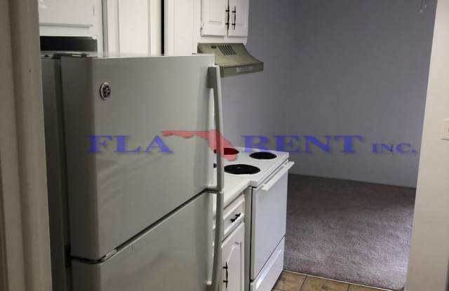 CUTE! LARGE 1 BED / 1 BATH CONDO (CASSELBERRY) Gallery 2