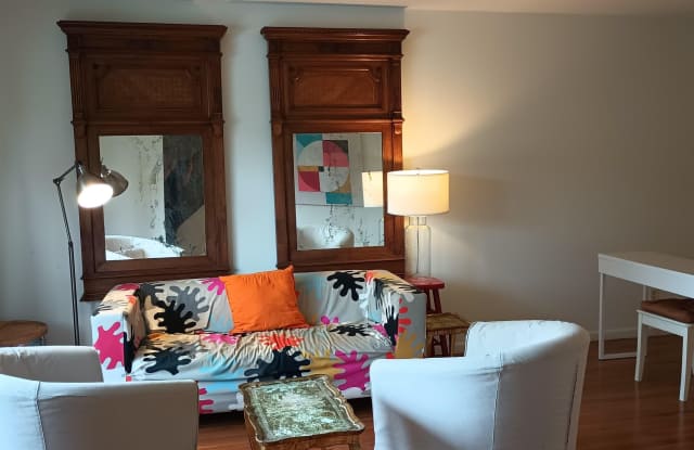 1601 S Dorchester Drive Gallery 3