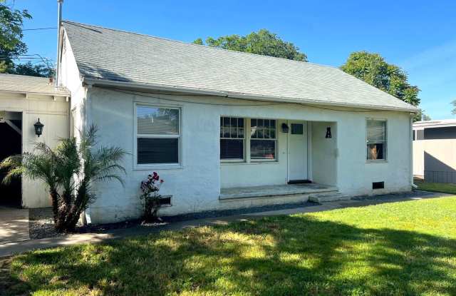 FULLY REMODELED Large 4/2, Close to Enloe and Chico State photos photos