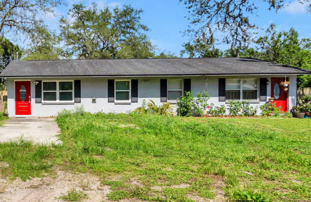 Charming 2-Bed Duplex with Fenced Yard Near USF photos photos
